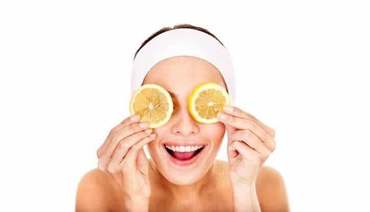 Faire soi-même un masque une lotion revitalisant