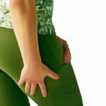 Sciatique : 7 poses de yoga pour l'apaiser en douceur