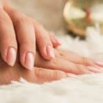 Boostez la croissance de vos ongles : découvrez ce soin maison pour des ongles plus longs et forts !