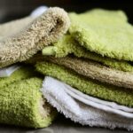 Serviettes rêches et râpeuses après lavage, que faire pour les assouplir ?
