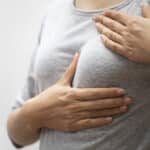 Bien-être au naturel : Solutions pour soulager les douleurs des seins