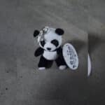 Rappel de produit pour les peluches panda réalistes référence 200105X de la marque ZooParc de Beauval