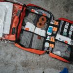 Départ en vacances : que doit contenir ma trousse de premiers secours ?