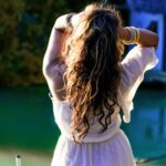 Top 5 des coiffures femmes à avoir cet été 2024