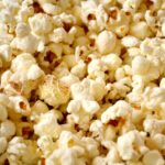 Pop-corn sucré, salé ou chocolaté : trois idées à tester à la maison