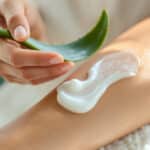 Douceur express : le soin maison qui transforme la peau rugueuse des bras en velours !