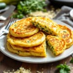 La recette maligne qui sublime de simples courgettes en galettes incroyablement dorées et moelleuses sans utiliser le four !