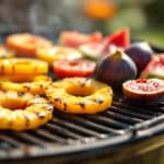 Du barbecue à l’assiette : cinq fruits grillés pour un été riche en saveurs caramélisées !