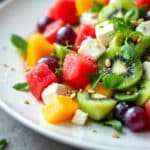 Vous ne mangerez plus vos fruits pareil après avoir goûté ces salades salées fruitées aussi fraîches qu'audacieuses !