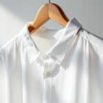 La technique naturelle qui garde vos vêtements blancs intacts lavage après lavage (et le tout sans produits chimiques !)