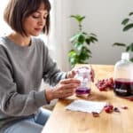 Le dissolvant zéro déchet qui fait le buzz : la peau de raisin recyclée détrône l’acétone à la rentrée !
