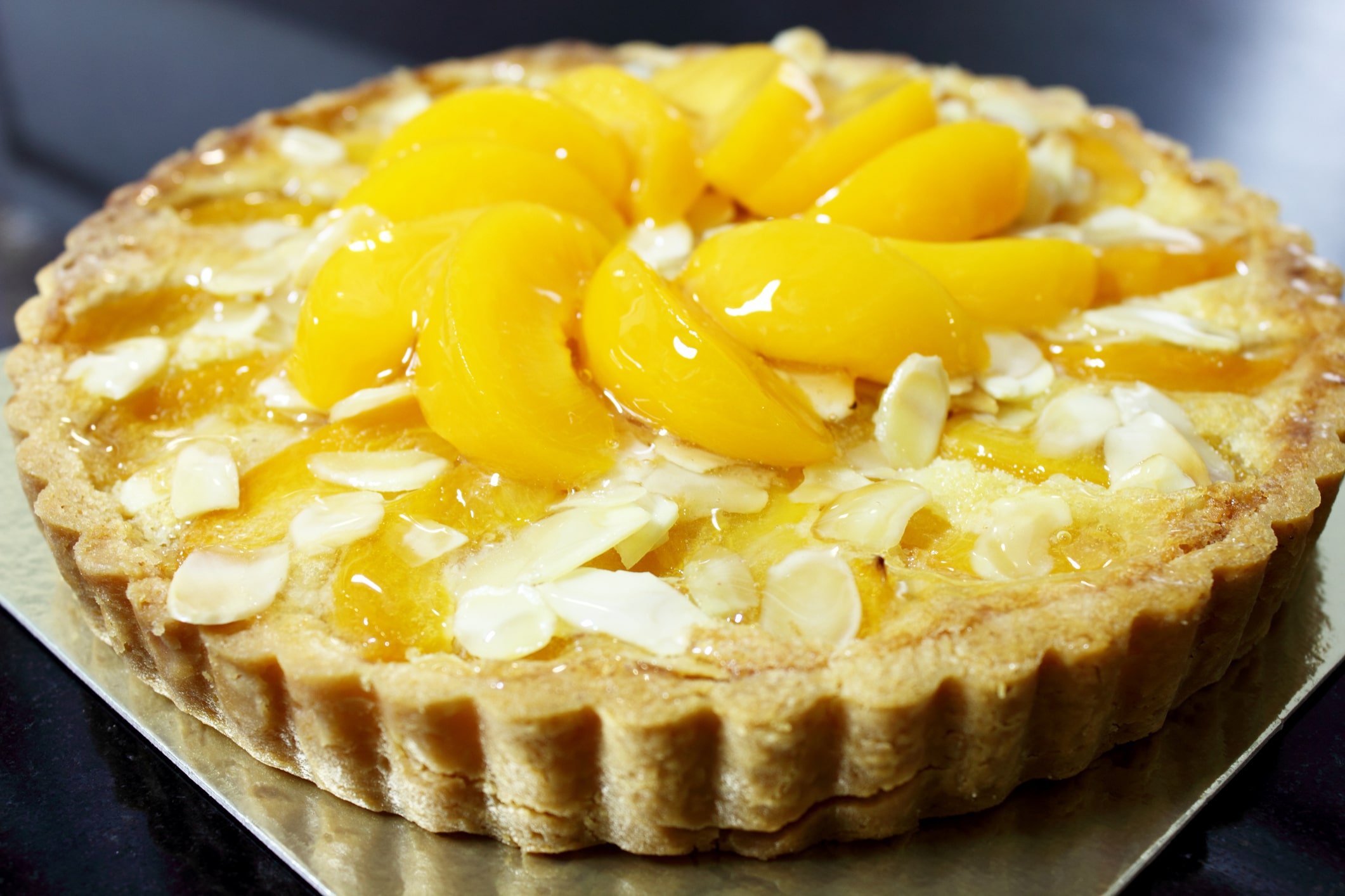 Les étapes de la tarte amandine à la pêche