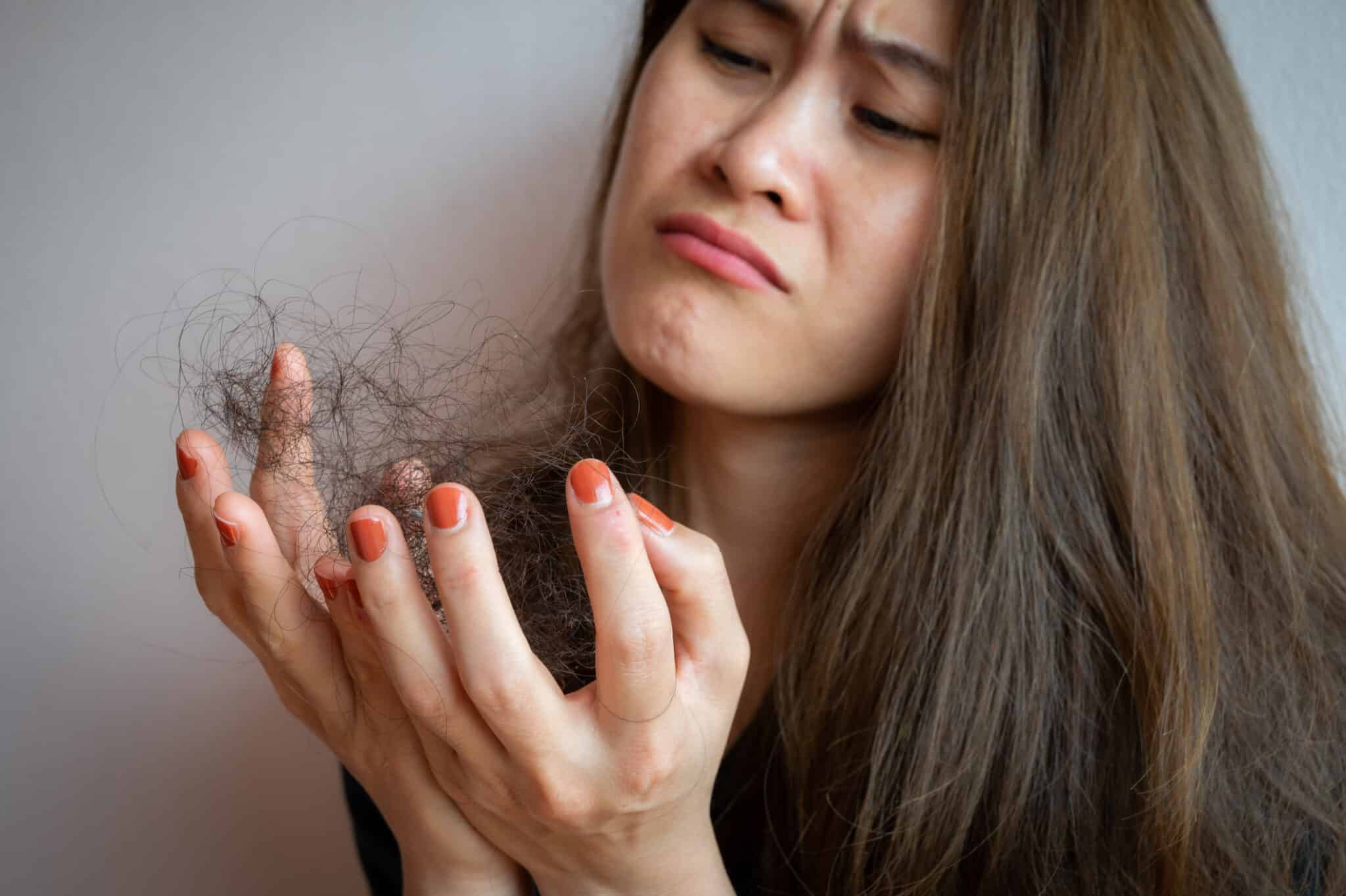 L'effet boomerang du stress post-vacances sur notre cuir chevelu