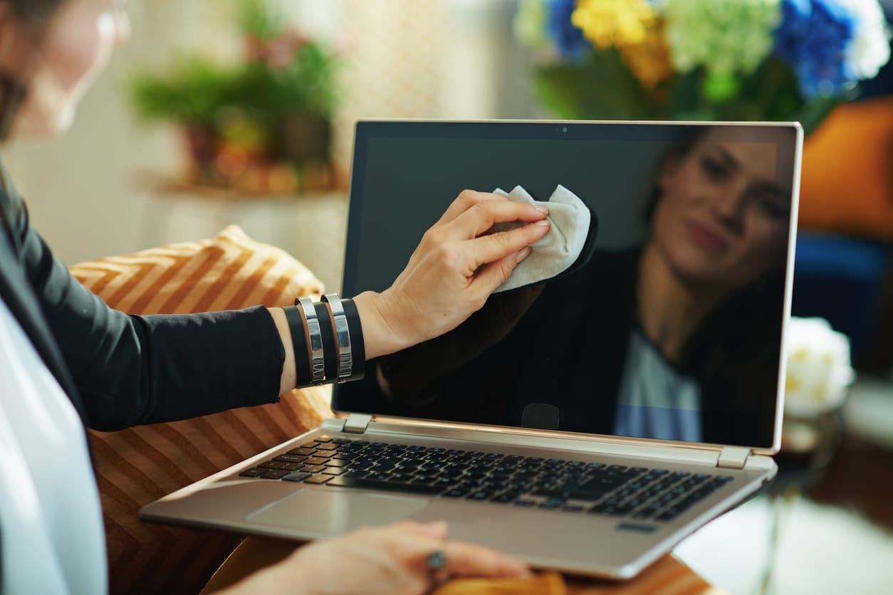 La révélation anti-traces : ce geste méconnu qui change tout pour un nettoyage éclatant